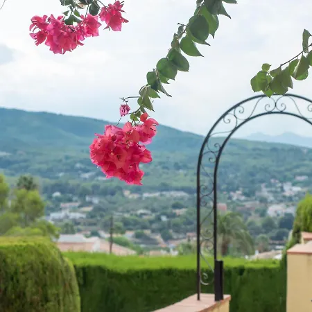 Апартаменты Authentic Groundfloor In Beautiful Villa, Хавеа